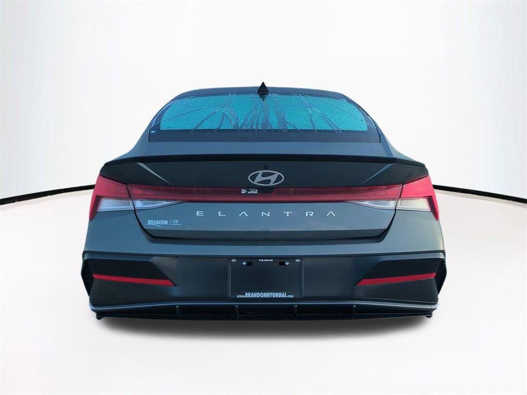 New 2026 Gray Hyundai SEL Sport Premium image 6