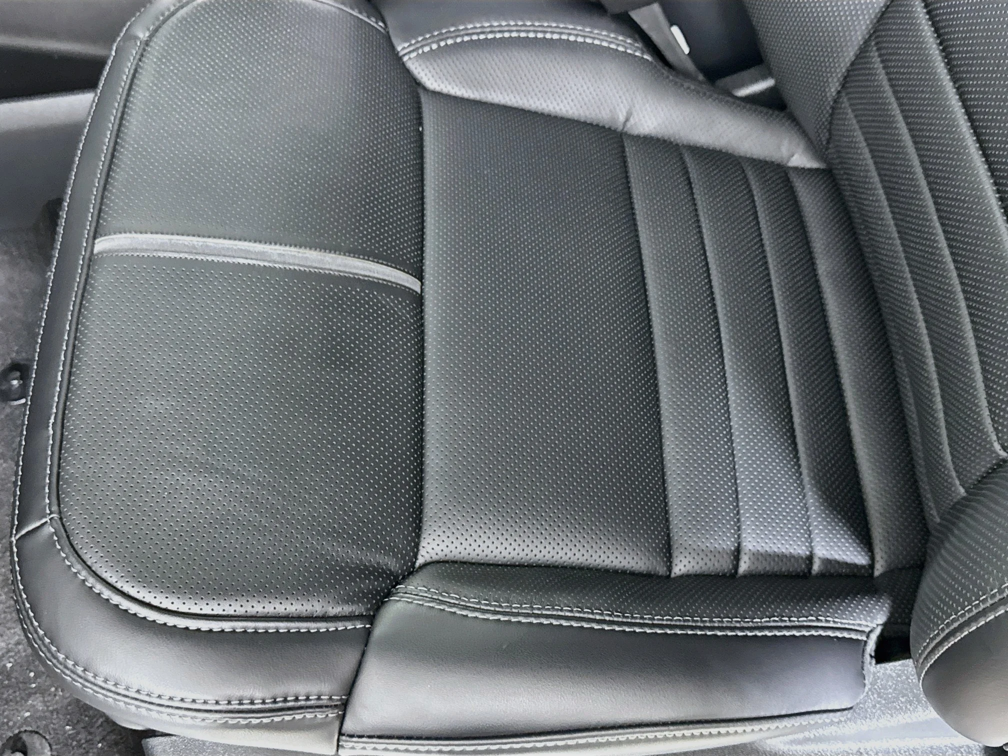 New 2026 Agate Black Metallic Ford Platinum® image 20