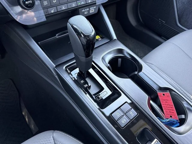 2026 Subaru Outback Limited - Photo 22