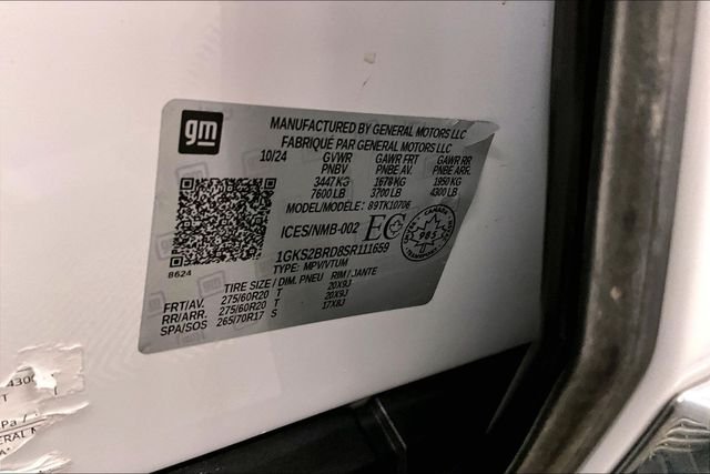 Used 2025 Summit White GMC Elevation image 42