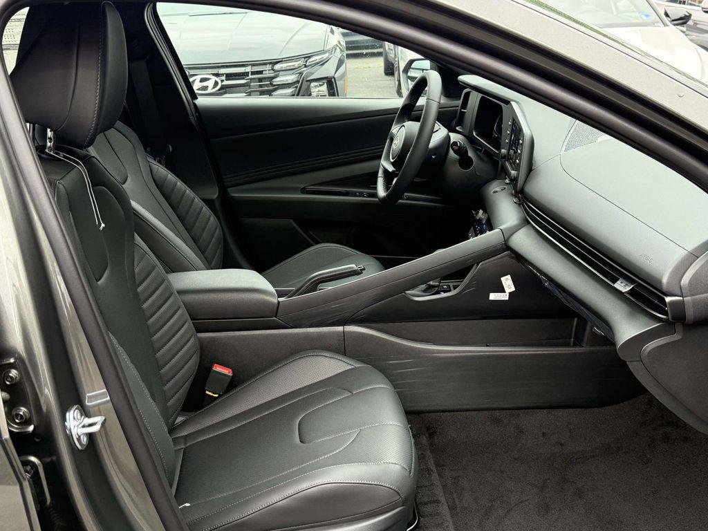 New 2026 Amazon Gray Hyundai SEL Sport image 15