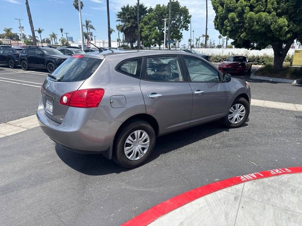 Used 2010 Black Nissan S image 23