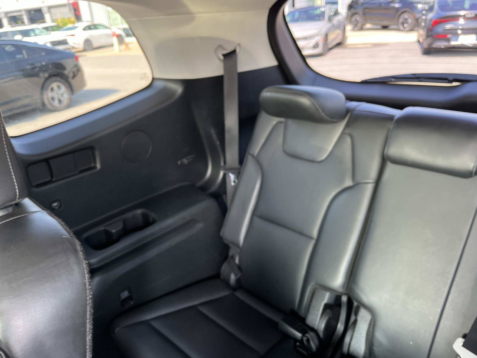 Used 2021 Glacial White Pearl Kia S image 22