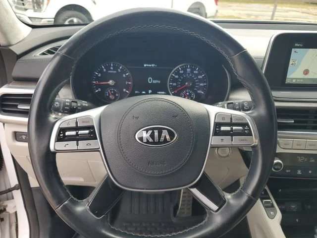 Used 2021 White Kia SX image 11