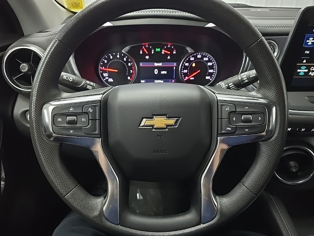 Used 2023 Summit White Chevrolet LT image 18