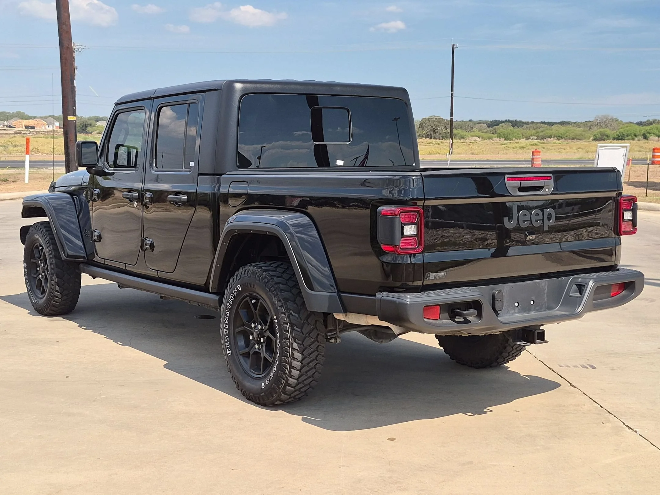 Used 2024 Black Jeep Willys image 5