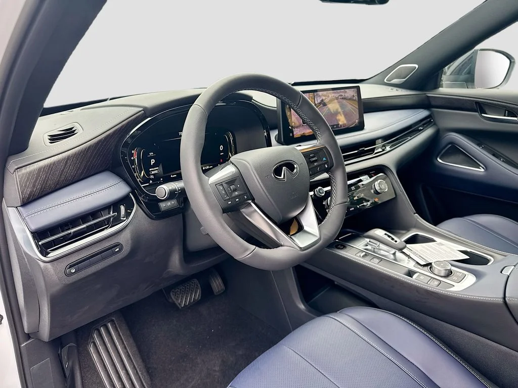 Certified Used 2026 White INFINITI SPORT image 10
