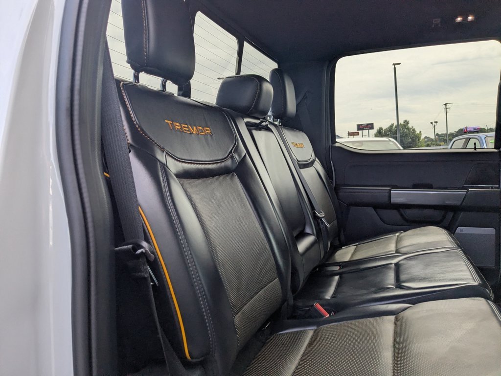 Used 2023  Ford Tremor image 27