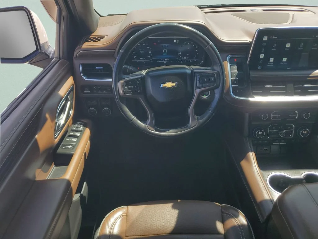 Used 2022 EMPIRE BEIGE METALLIC Chevrolet High Country image 15