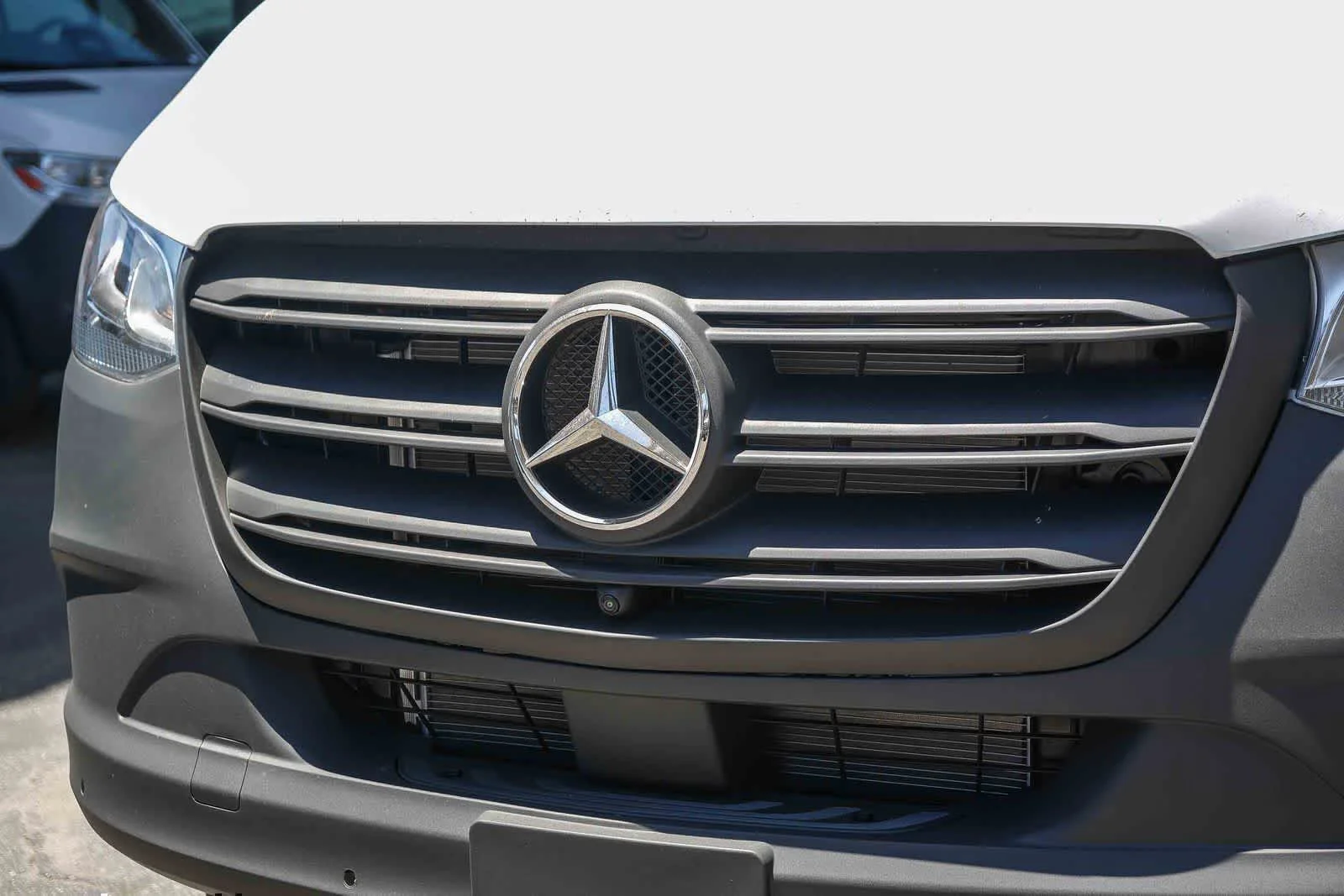 New 2026 Arctic White Mercedes-Benz Cargo 144WB High Roof AWD 2.0L I4 Diesel Turbo HO image 6