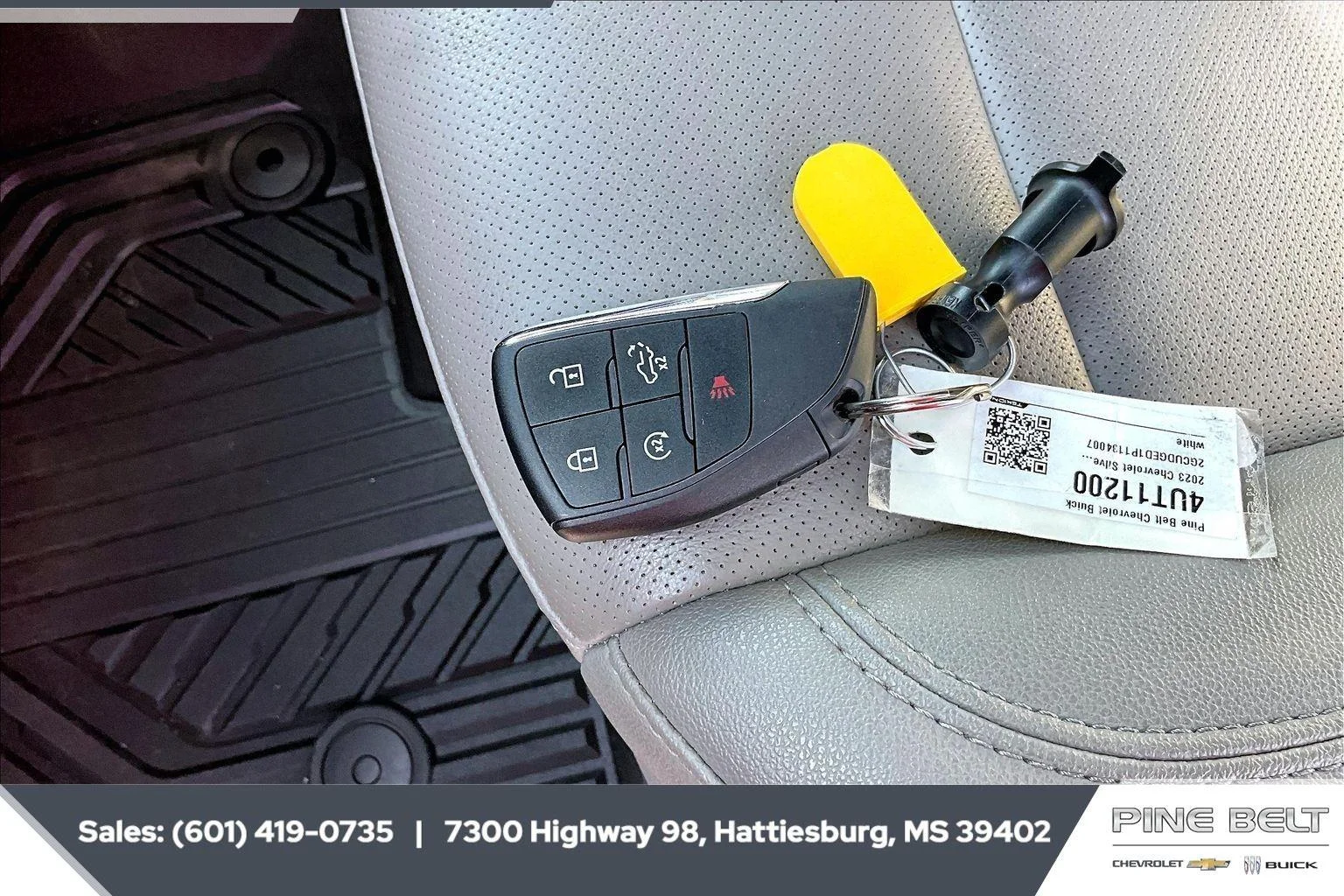 Used 2023 Summit White Chevrolet LTZ image 10