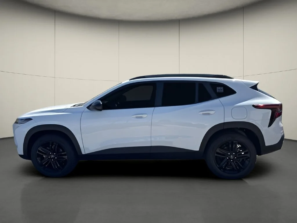 New 2026 Summit White Chevrolet ACTIV image 2