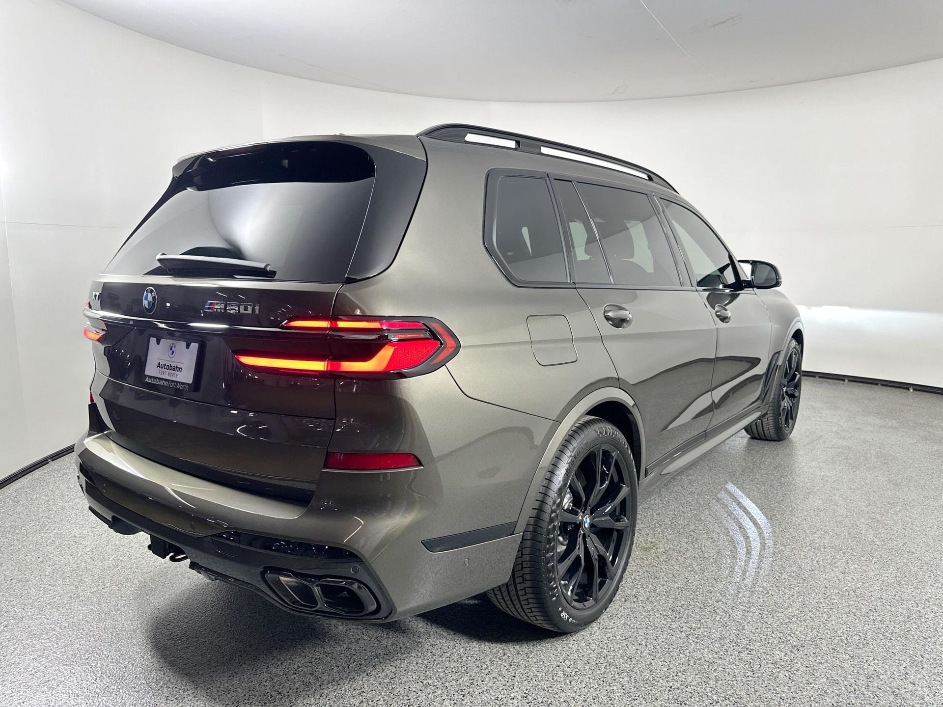 2026 Bmw X7 M60i photo 3