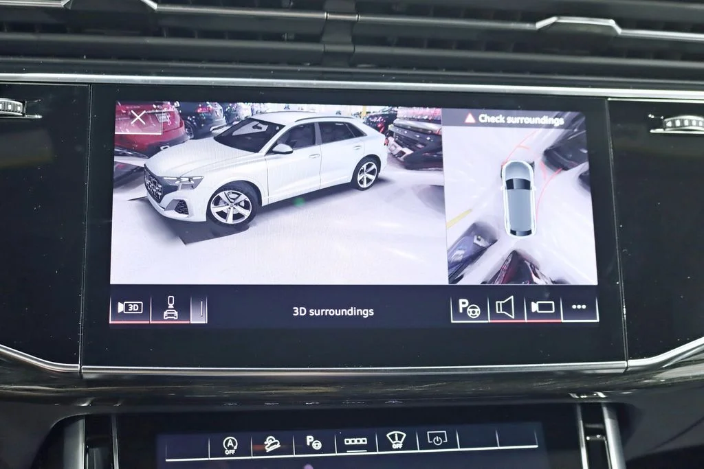 Used 2025 Silver Audi 55 Prestige image 23
