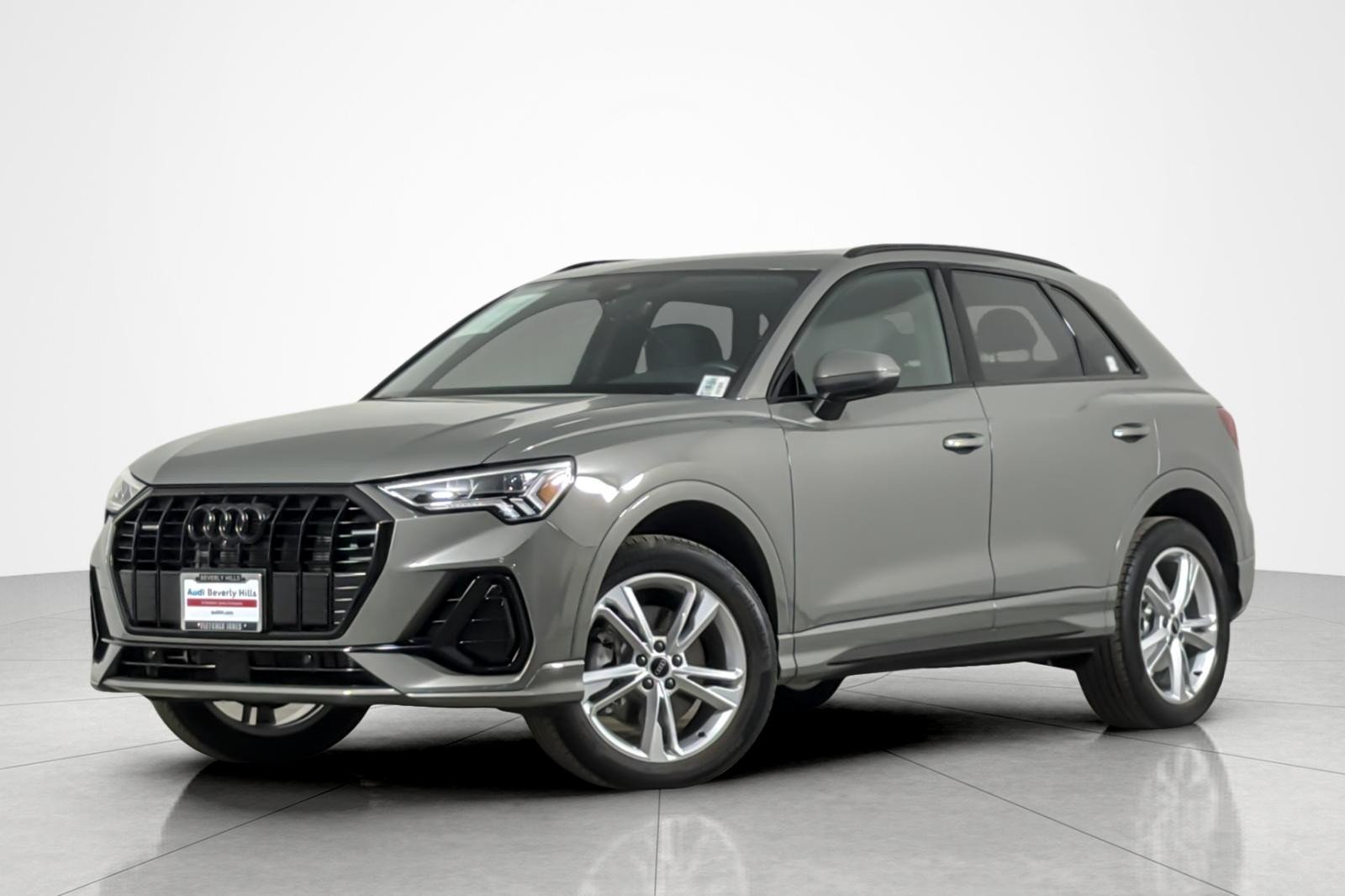 2023 Audi Q3 45 TFSI S Line Premium Plus quattro's photo