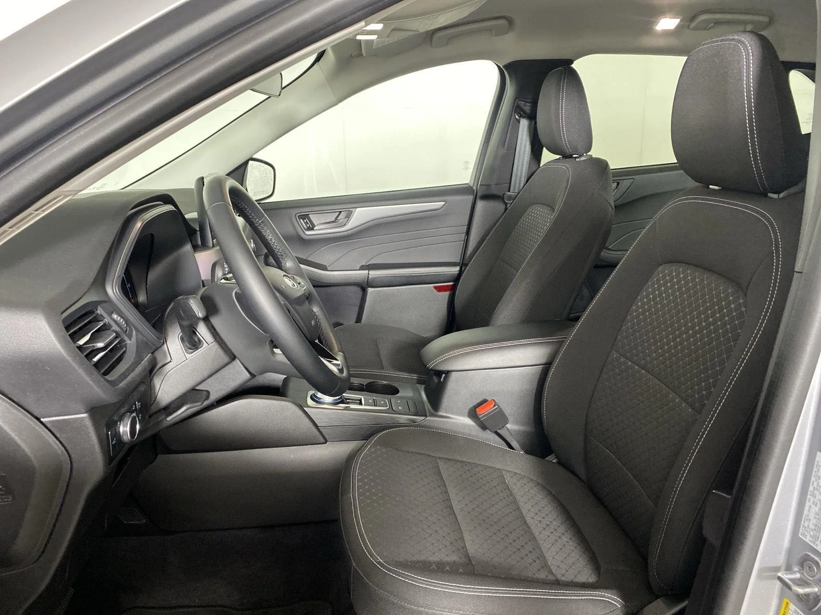 Used 2023 Iconic Silver Ford Active image 10