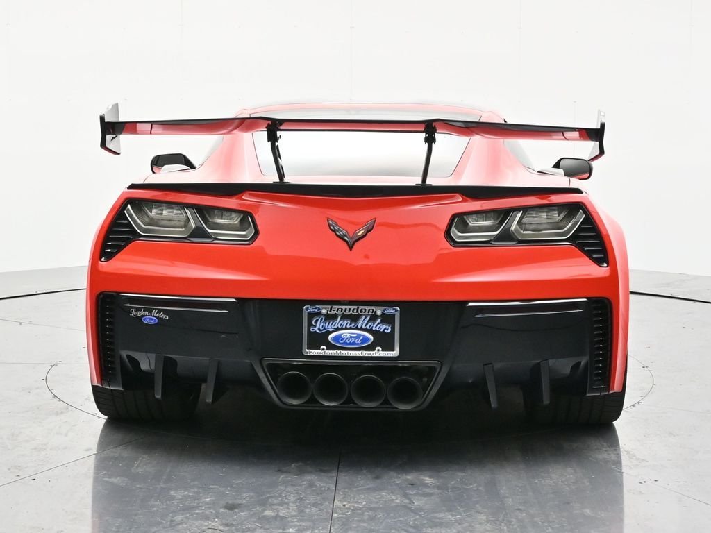 Used 2015 Torch Red Chevrolet Z06 image 6