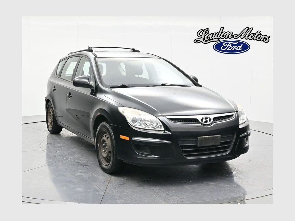 2011 Hyundai Elantra Touring GLS M/T's photo