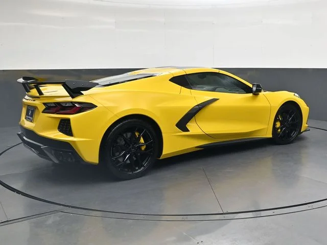 Used 2025 Yellow Chevrolet Stingray image 4