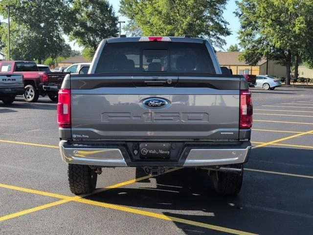 Used 2021 Carbonized Gray Ford XLT image 4