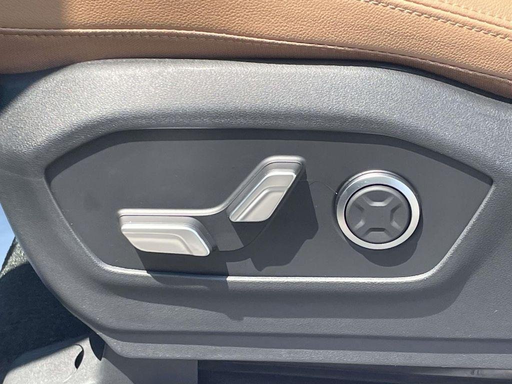 New 2026 White Hyundai Limited FWD image 19