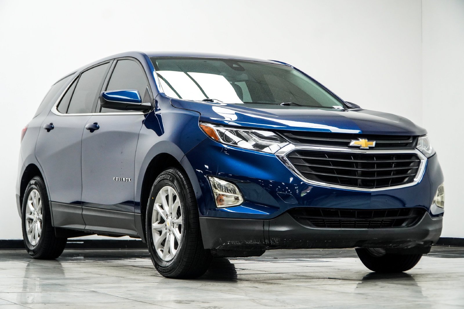 Used 2020 Blue Chevrolet LT image 4