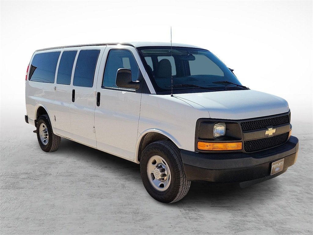 2014 Chevrolet Express Passenger LS