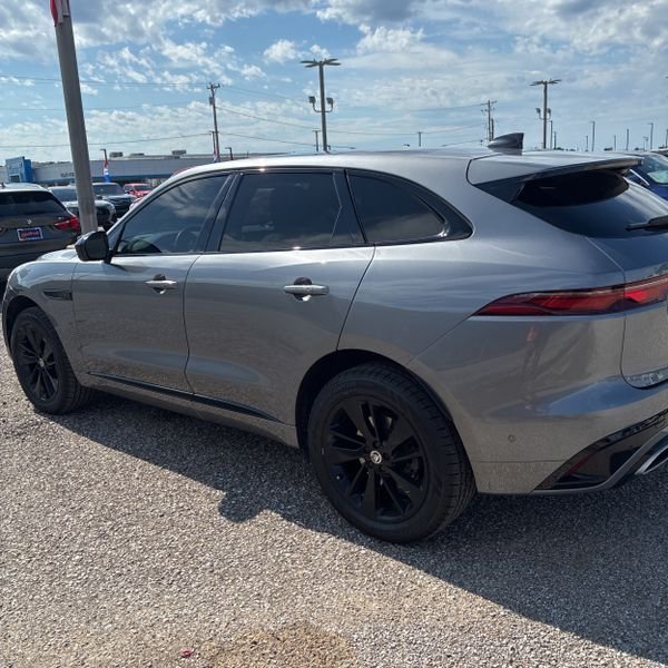 Certified Used 2024 Eiger Gray Metallic Jaguar P400 R-Dynamic S image 3