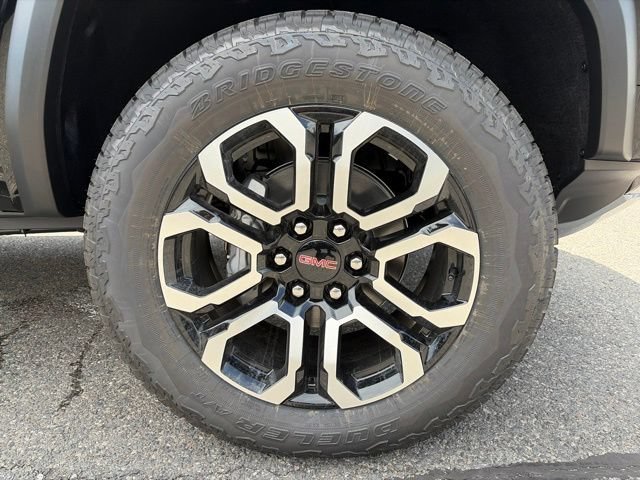 2026 GMC Canyon AT4 - Photo 18
