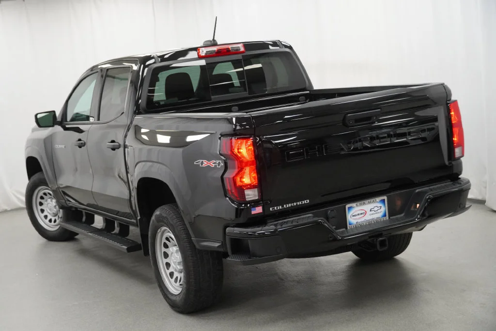 Used 2025 Black Chevrolet WT/LT image 15