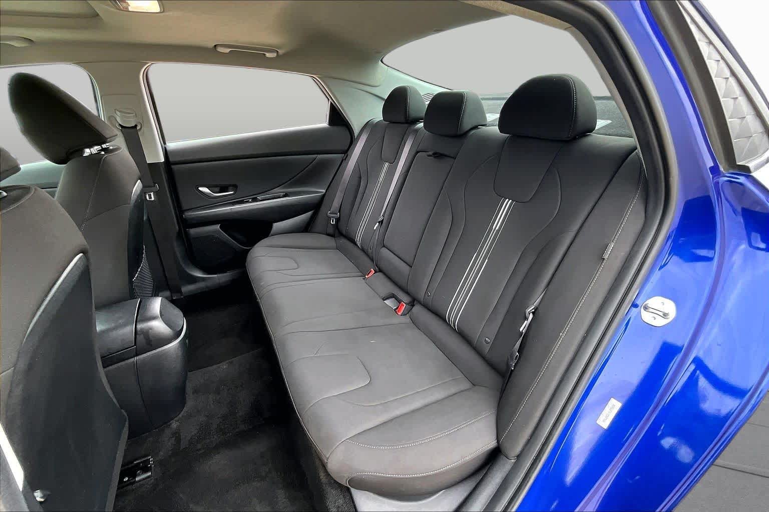 Used 2025 Intense Blue Hyundai SEL Convenience image 21
