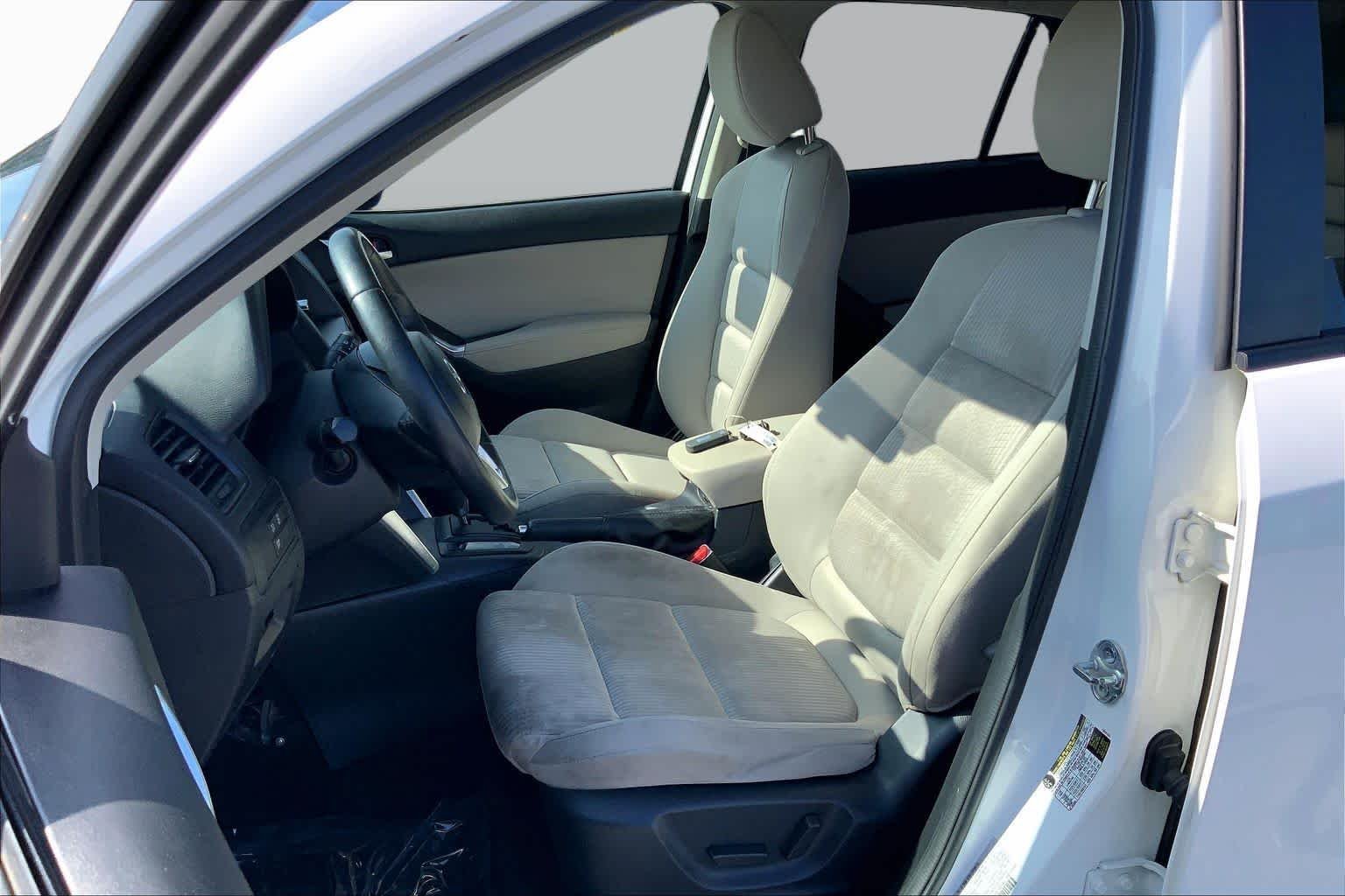 Used 2014 Crystal White Pearl Mica Mazda Touring image 8