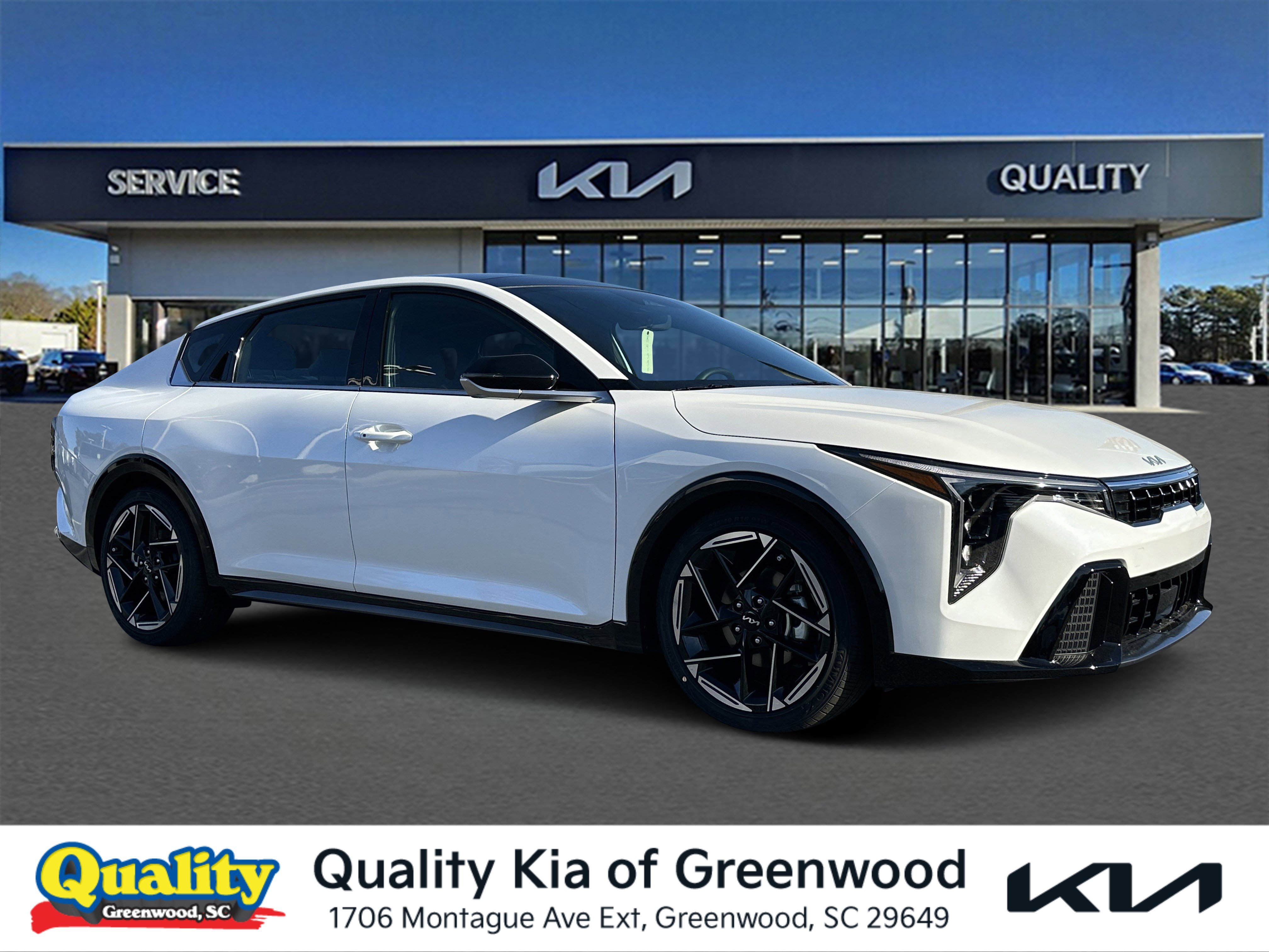 2025 Kia K4 GT-Line AT's photo
