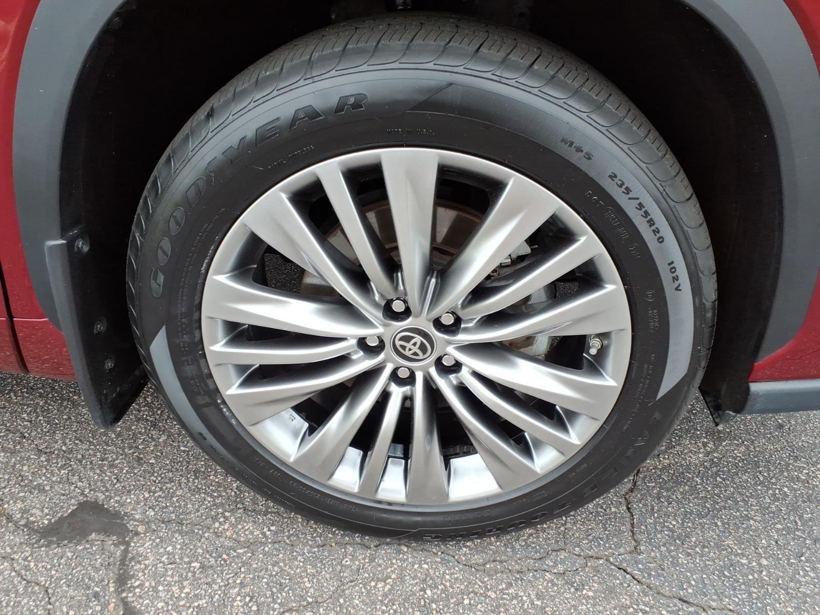 Used 2024 Ruby Flare Pearl Toyota Platinum image 15