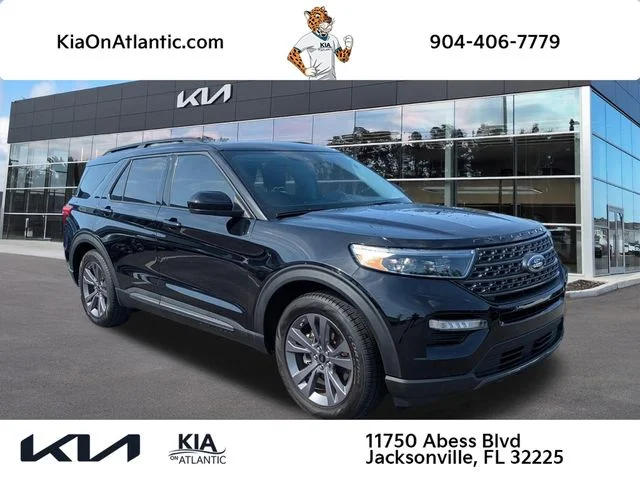 2022 Ford Explorer XLT RWD's photo