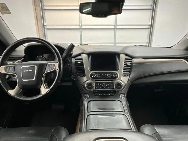 Used 2019 Black GMC Denali image 4