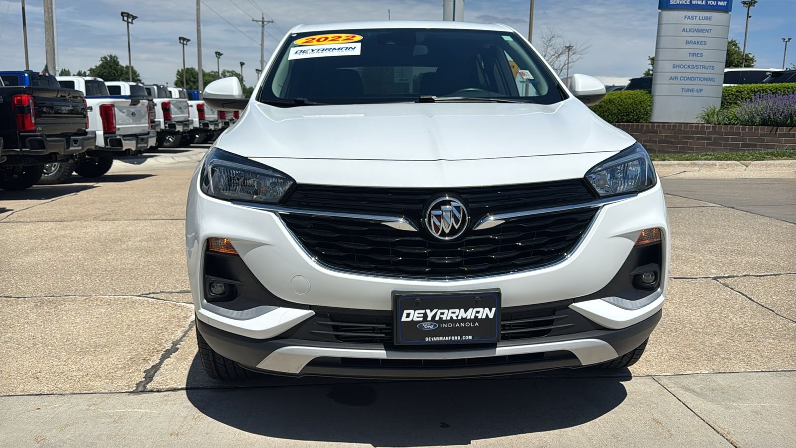 Used 2022 White Buick Preferred image 4