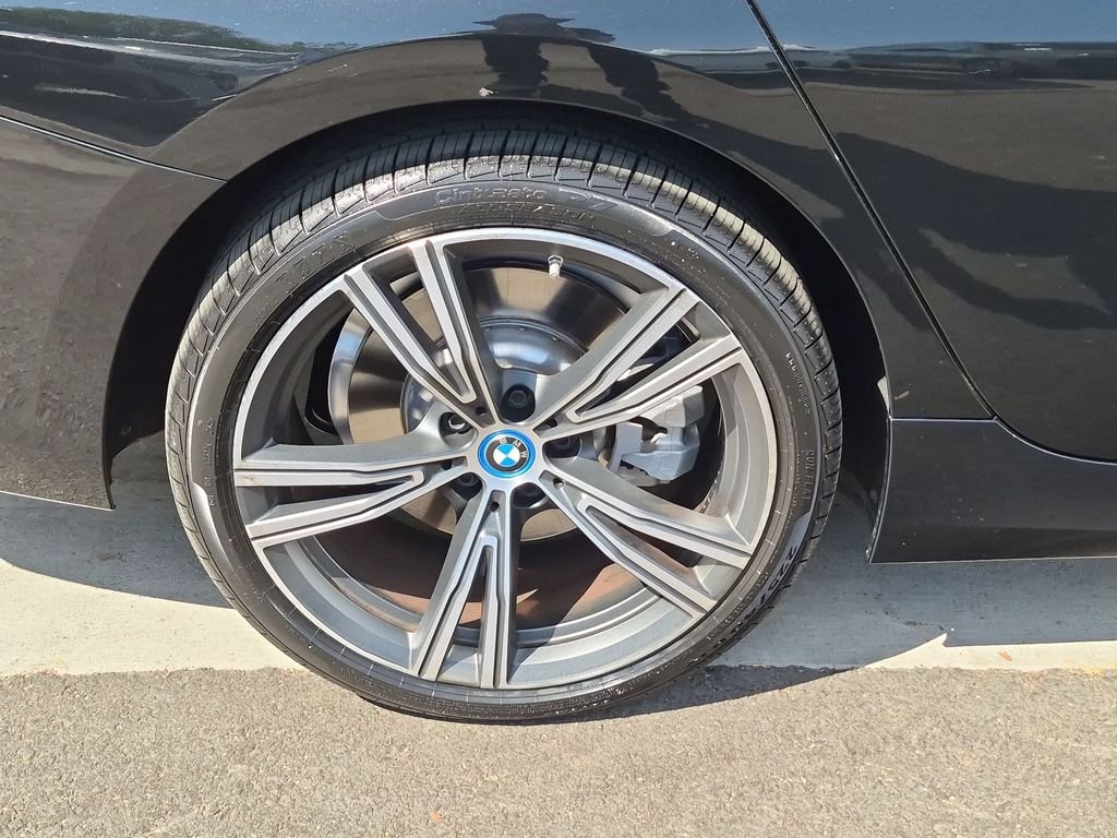 Used 2024 Black BMW 330e xDrive image 26