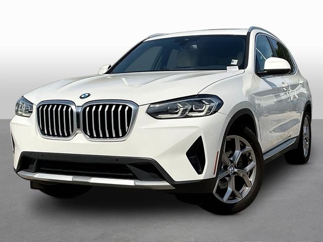 Certified Used 2022 White BMW sDrive30i image 3