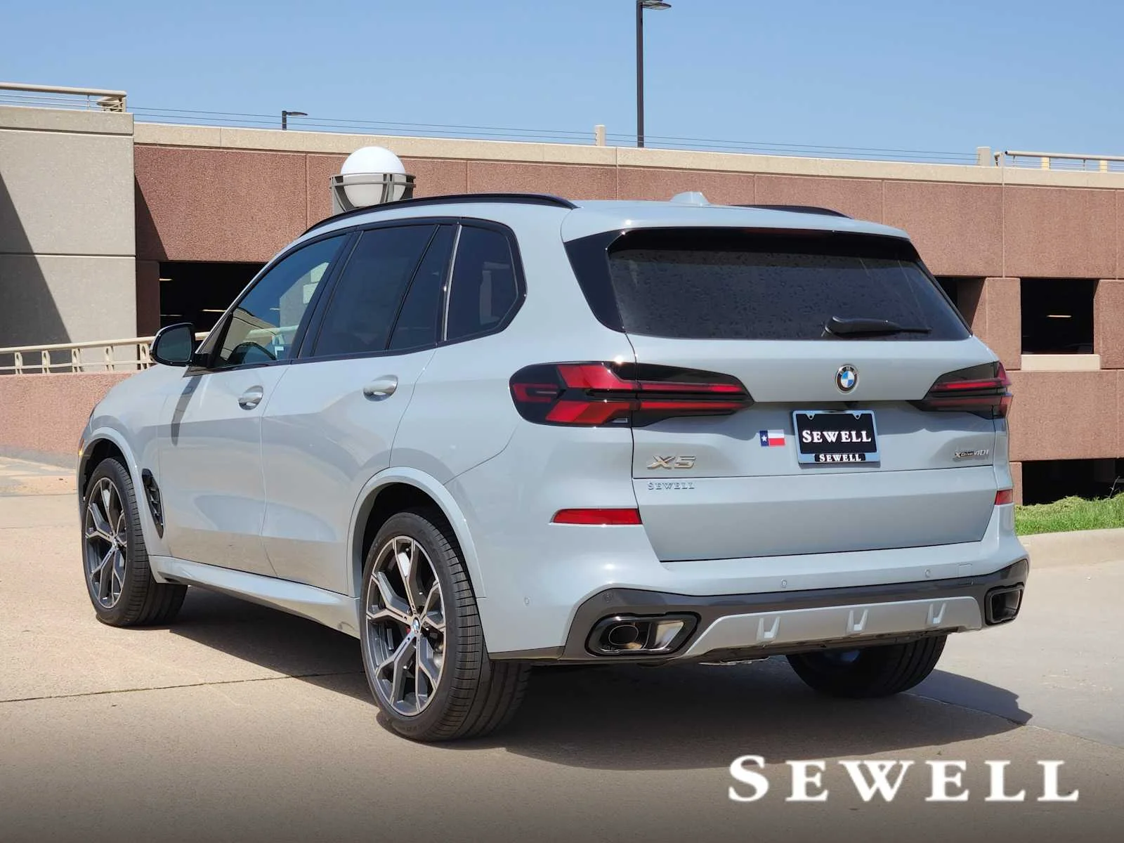 New 2026 Brooklyn Grey Metallic BMW xDrive40i image 3