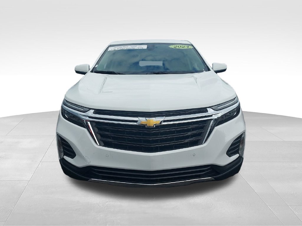 Used 2024 White Chevrolet LT image 8