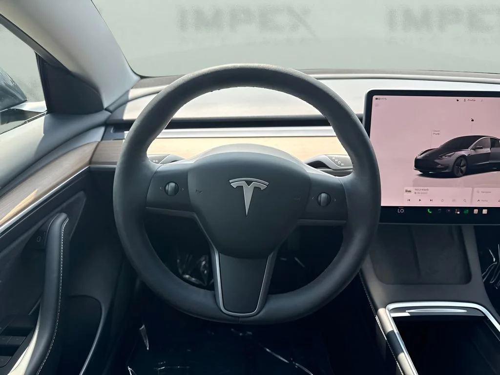 Used 2023 Gray Tesla  image 15