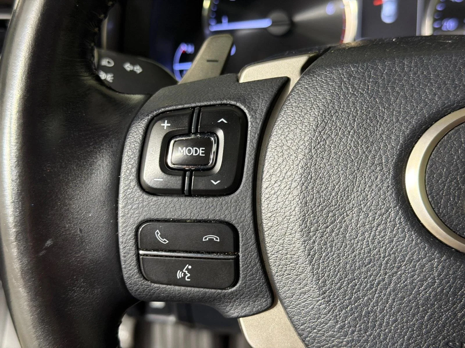 Used 2018 Silver Lexus RC 300 image 22