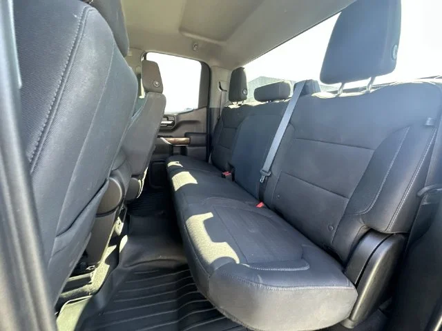 Used 2019 Black GMC SLE image 21