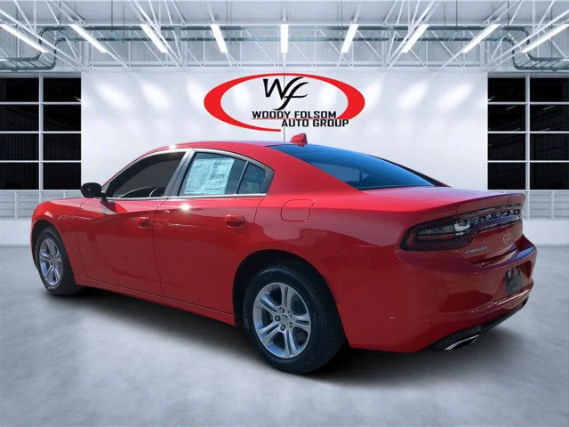 Used 2023 Red Dodge SXT image 5