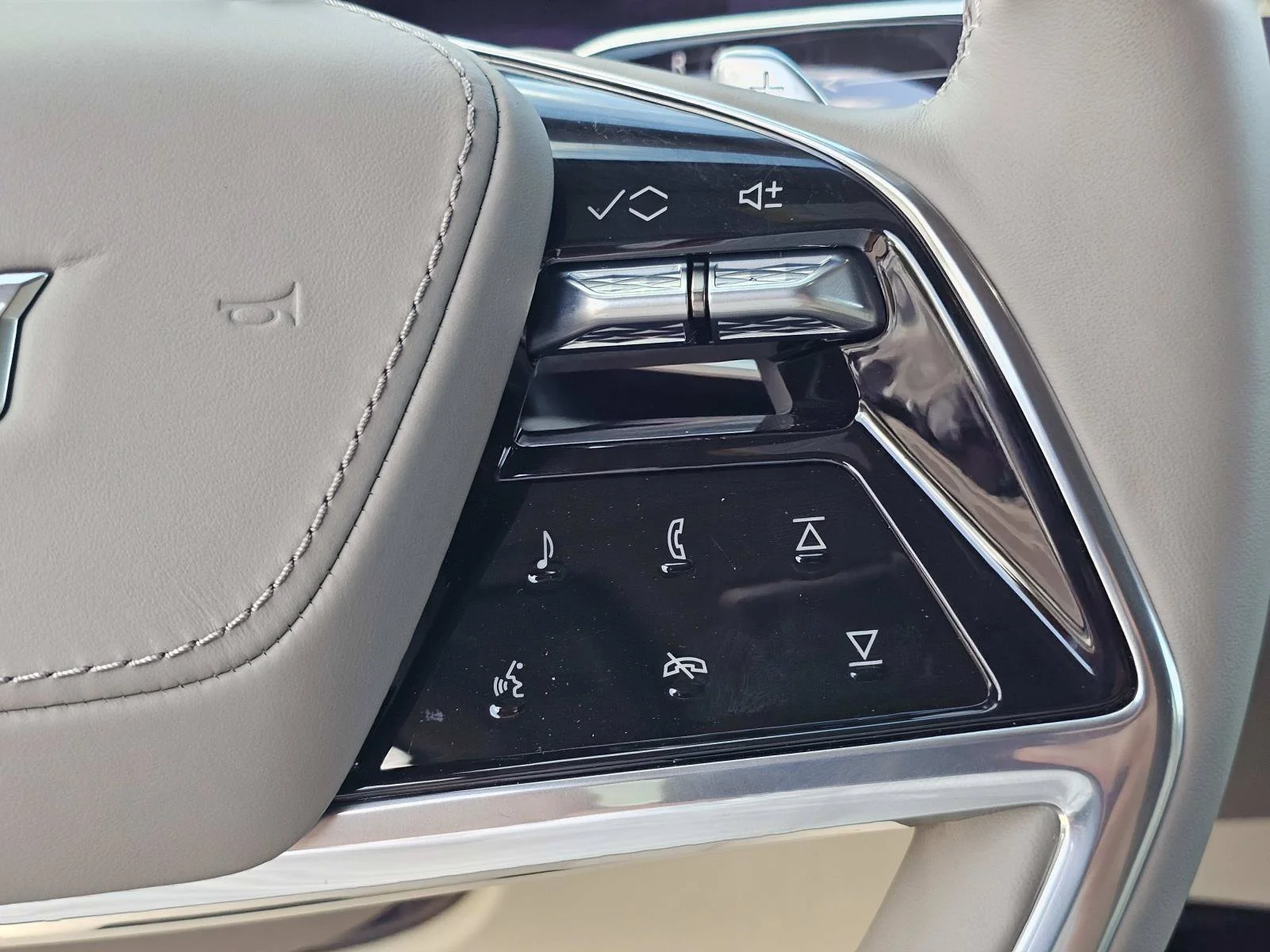 New 2026 Radiant Red Tintcoat Cadillac Platinum Sport image 24