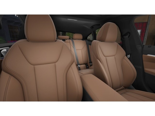 New 2026 Mineral White Metallic BMW xDrive40 image 11
