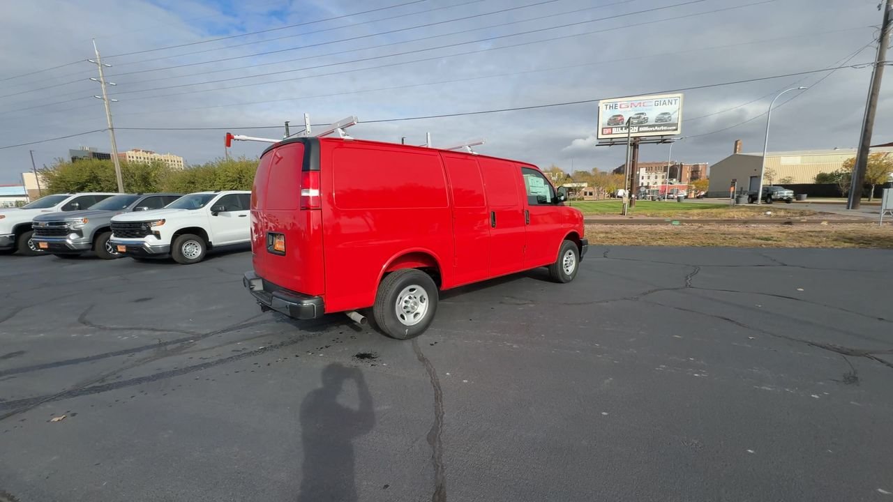 2025 Chevrolet Express Cargo Work Van - Photo 32