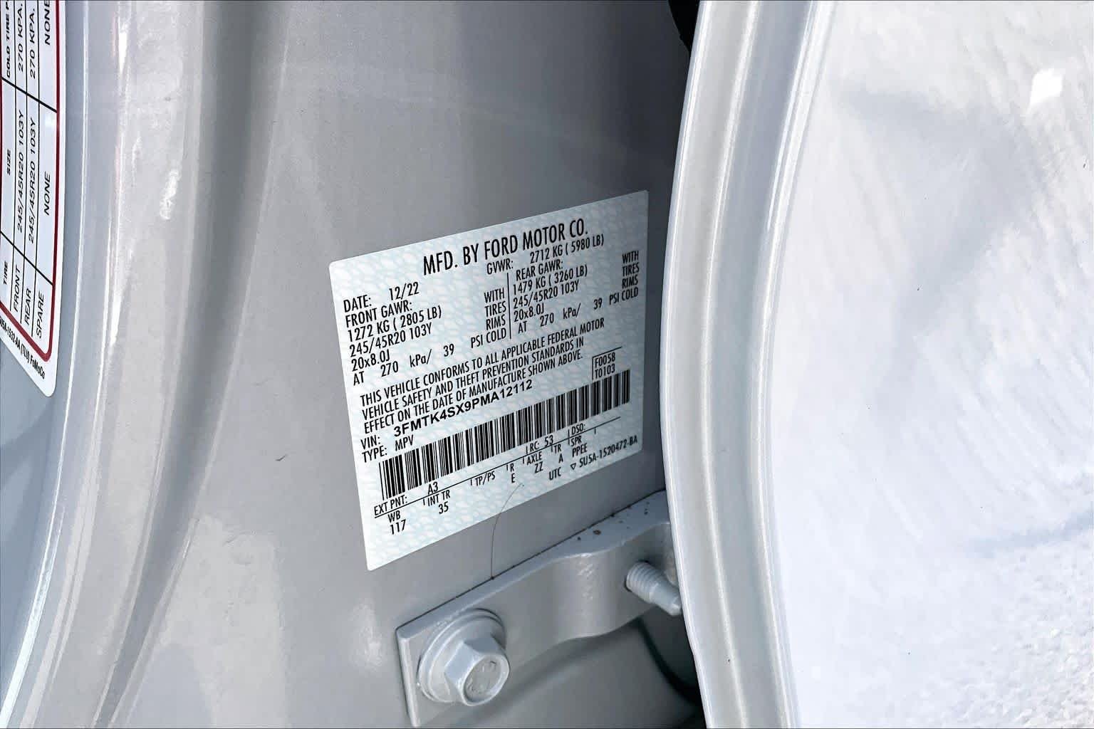 Used 2023 Space White Metallic Ford GT image 32
