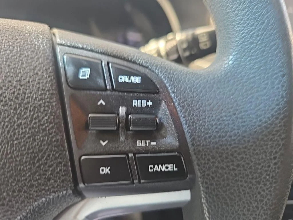 Used 2020 Blue Hyundai SEL image 22